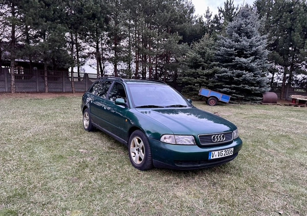 Audi A4 cena 3999 przebieg: 225284, rok produkcji 1998 z Tomaszów Lubelski małe 121